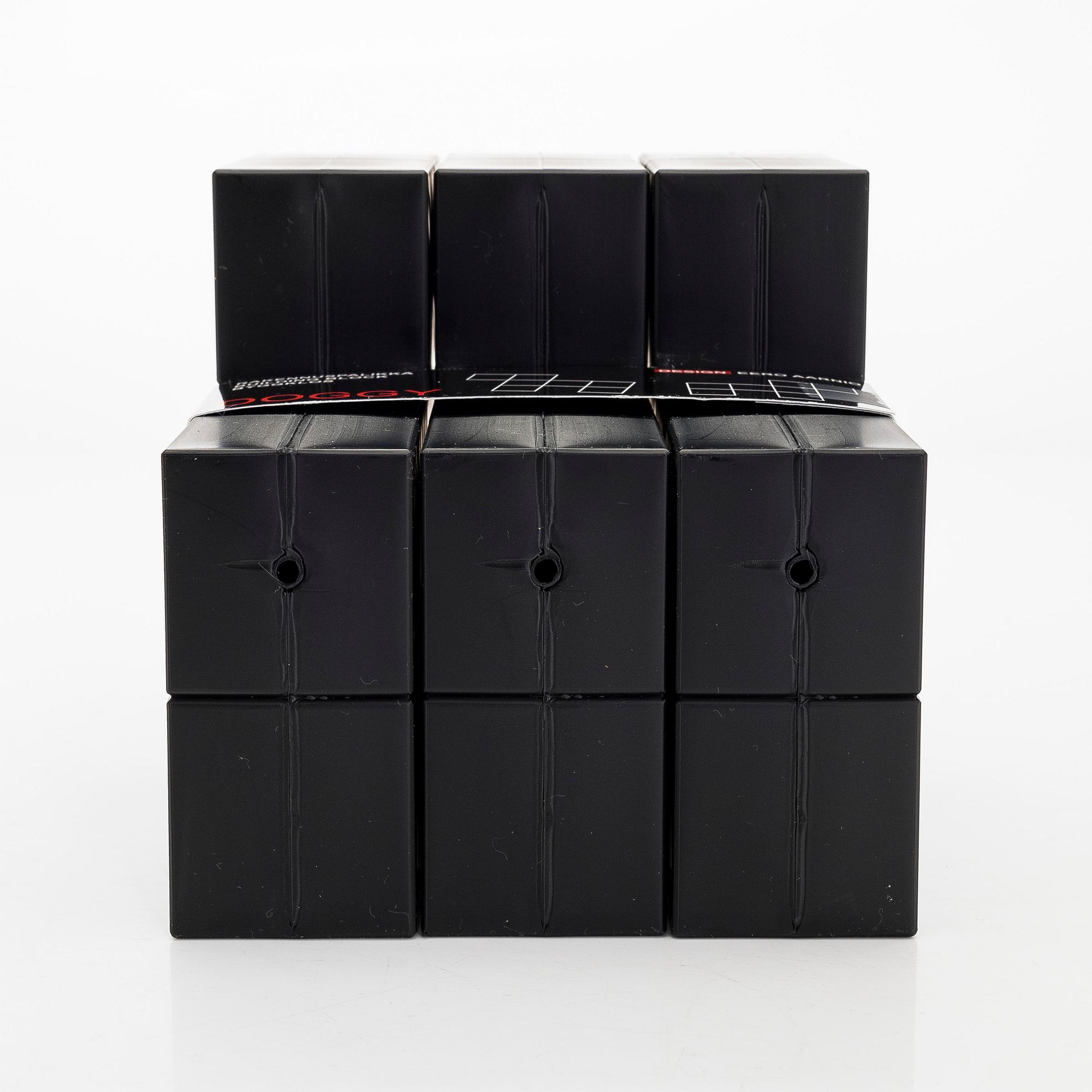 Eero Aarnio, rakennuspalikoita, 30 kpl, "Doggy", Plastex 2009.