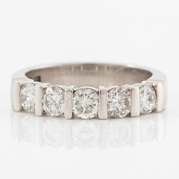 Ring, half eternity band, 18K white gold set with brilliant-cut diamonds, total 1.06 ct.