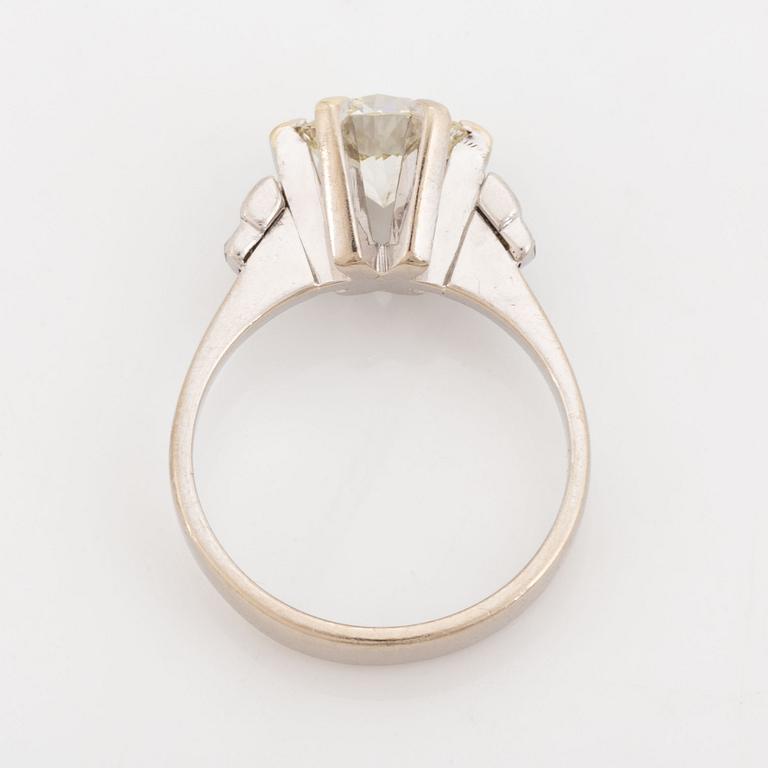 2.12 ct brilliant cut diamond ring.