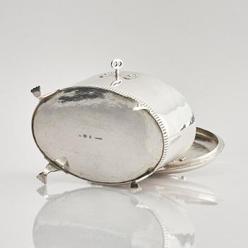 A Swedish 19th century silver sugar-casket and tong, marks of Adolf Zethelius, Stockholm 1819.