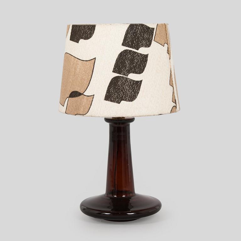 Heikki Turunen, Bordslampa, signerad Heikki Turunen, Stockmann Orno / Iittala, 1970-tal.