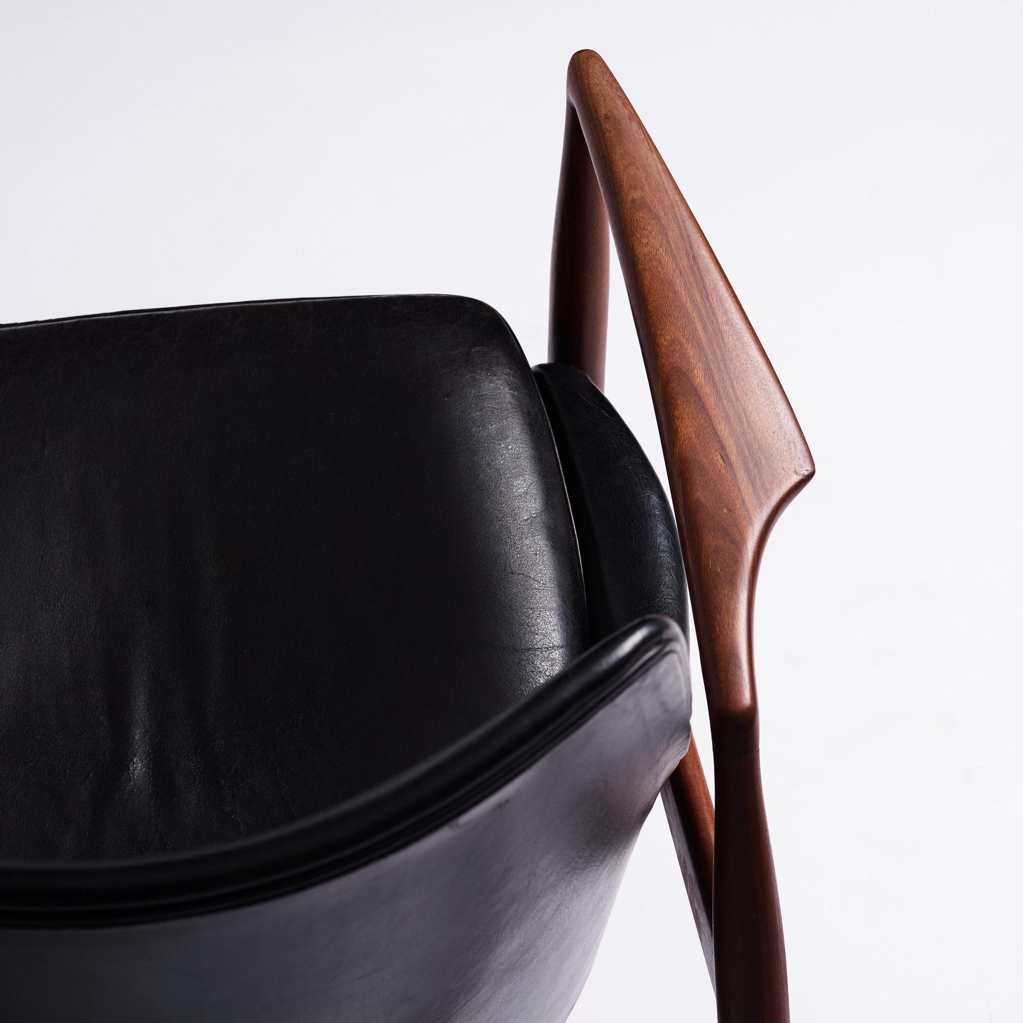 Ib Kofod-Larsen, a 'Sälen' (Seal) armchair, Olof Perssons Fåtöljindustri (OPE), Jönköping, Sweden 1950-60s.