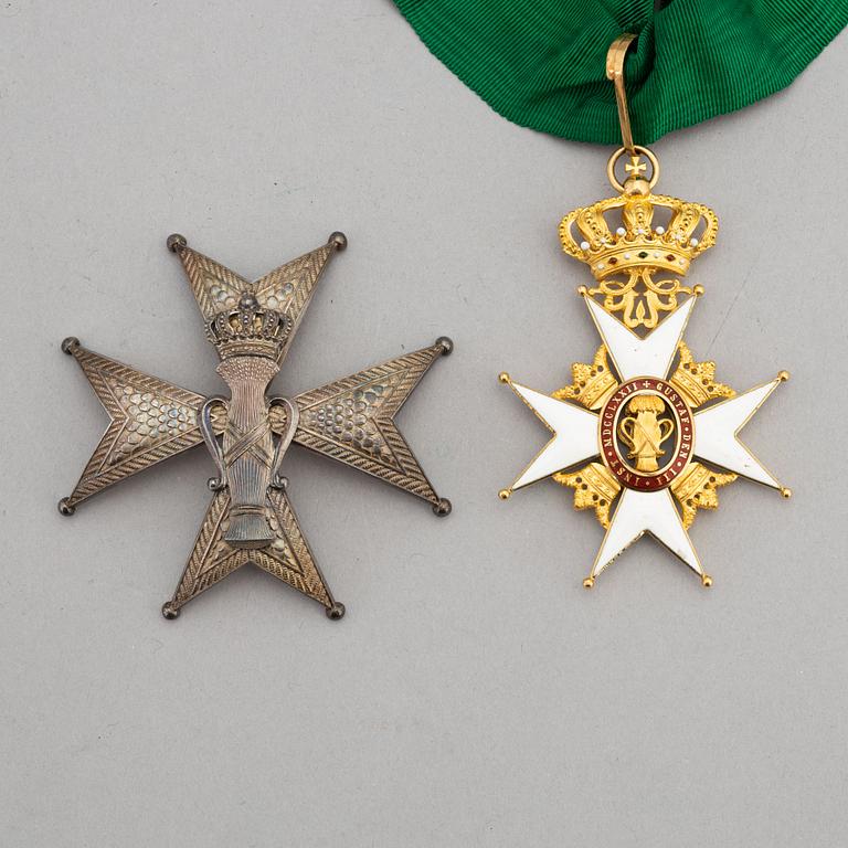 Order of the Vasa, Commander's set, gold, silver and enamel, with sash and box.