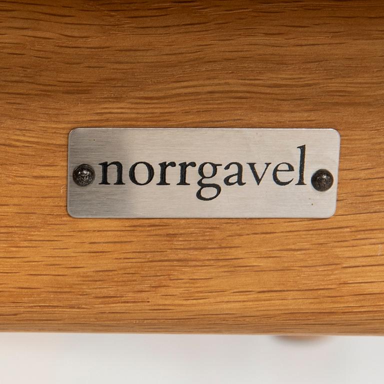 Nirvan Richter, dining table, Norrgavel.