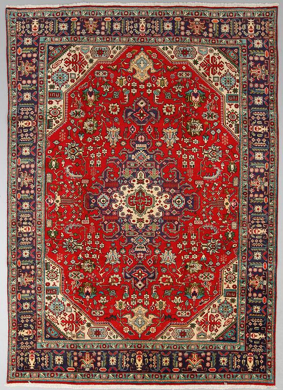 MATTA, Täbriz, 290 x 207 cm.