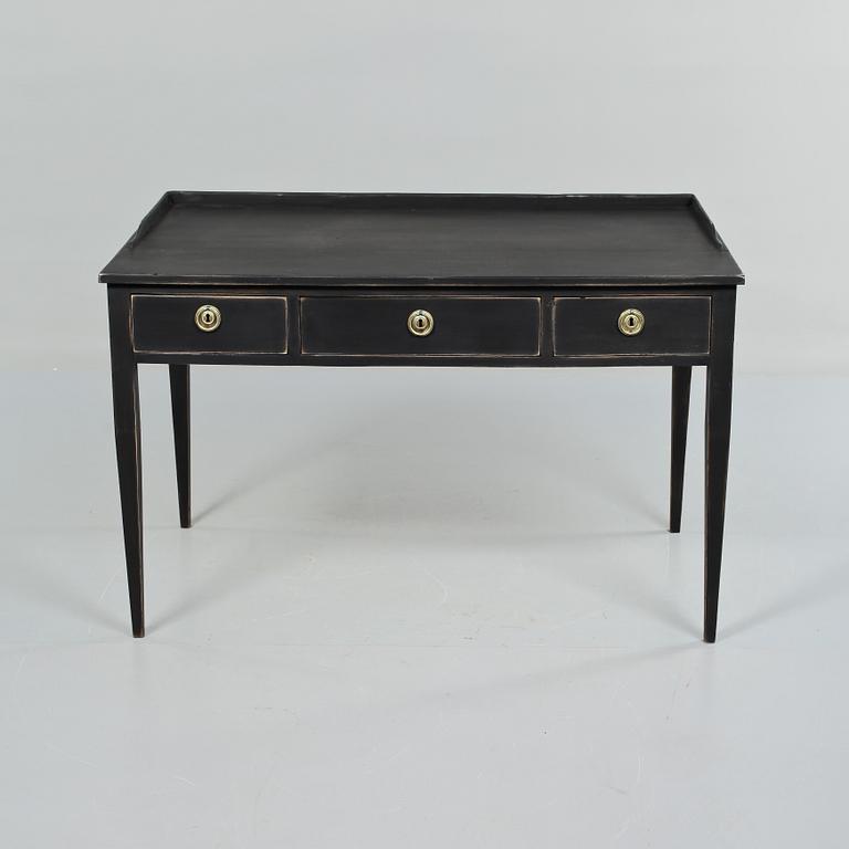 SKRIVBORD, gustaviansk stil, 1900-talets första hälft.