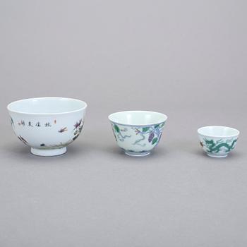 KOPPAR, 3st, porslin, Kina, 1900-tal.