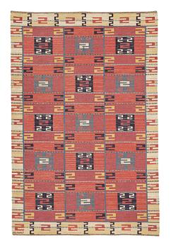 249. Märta Måås-Fjetterström, a carpet, "Röda Esset", flat weave, ca 304,5 x 200-201,5 cm, signed AB MMF.