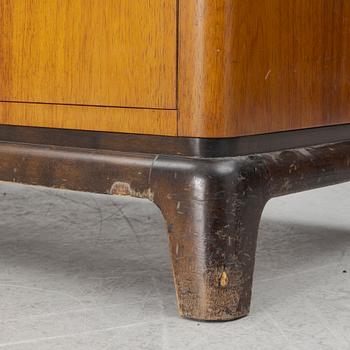 Chest of drawers, first half of the 20th century.