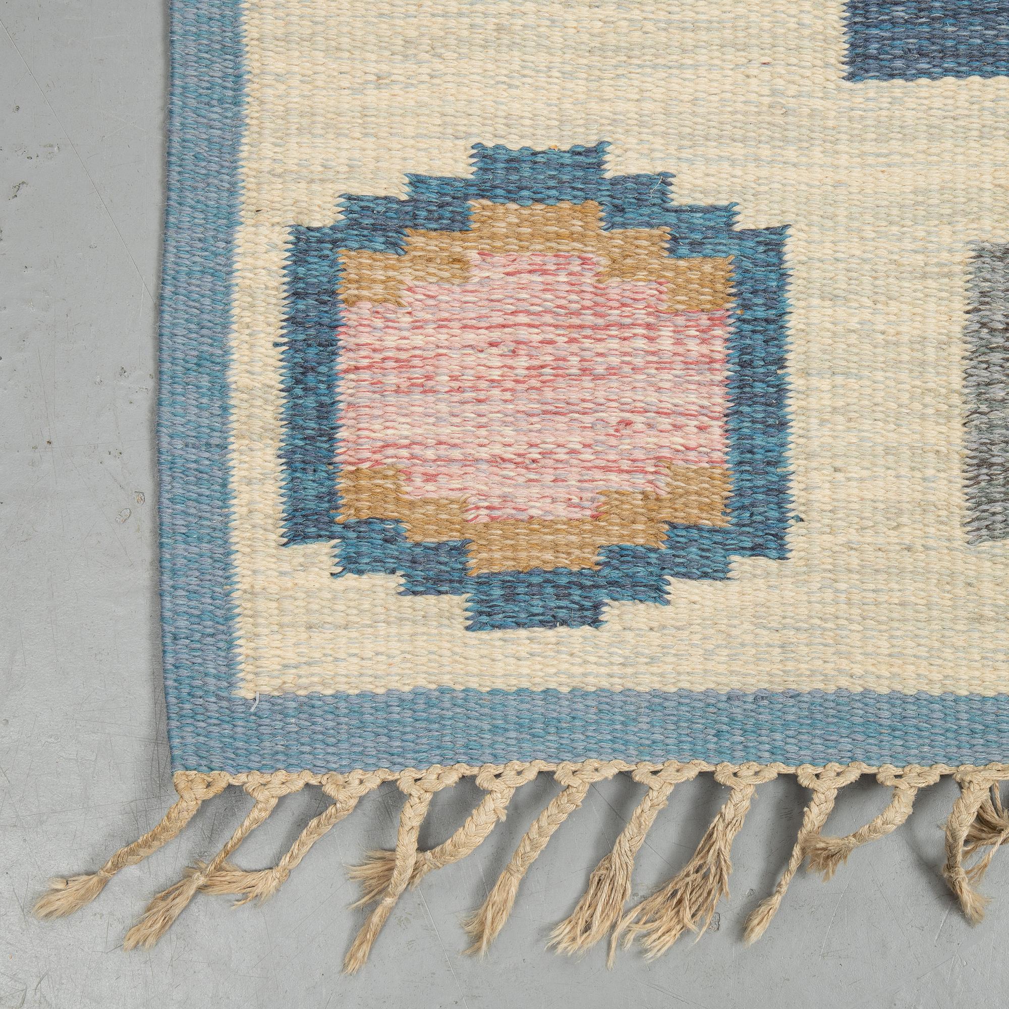 Ingegerd Silow, Matta, rölakan, ca 227-229 x 166,5-168 cm, signerad IS.