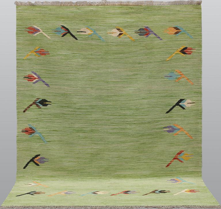 A Kilim rug, modern design, approx. 202 x 155 cm.