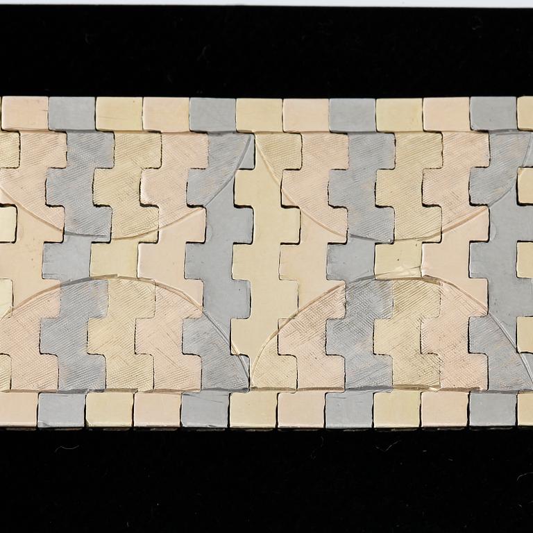 ARMBAND, 18k guld, troligen Italien. Vikt ca 66g.