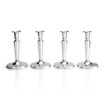 452. Atelier Borgila, a set of 4 sterling silver candlesticks, Stockholm 1961.