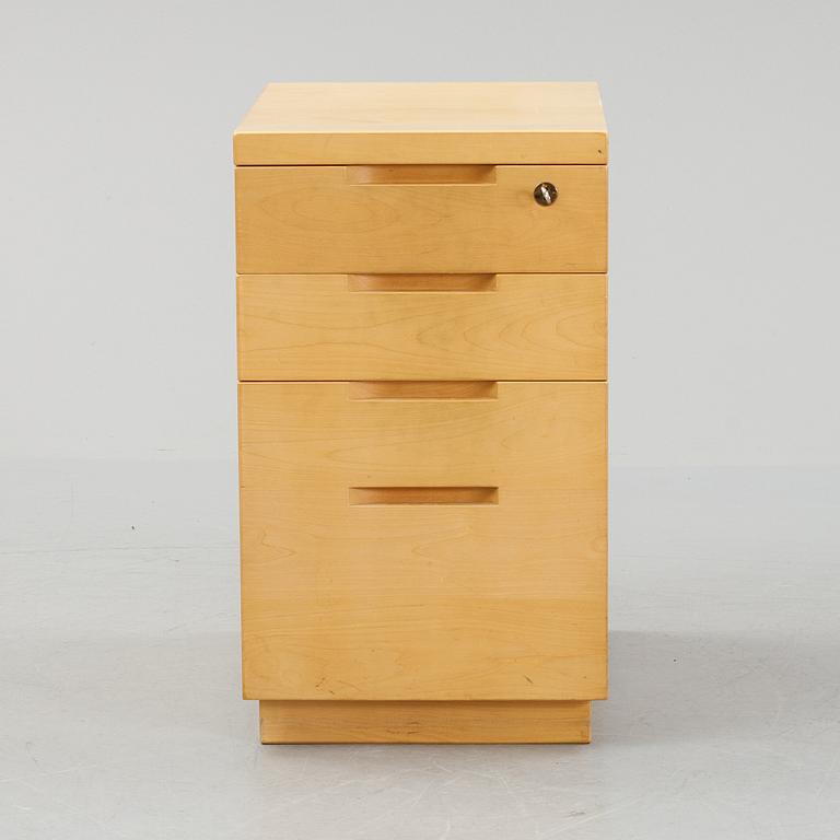 Alvar Aalto, a late 20th century '297' drawer unit for Artek.