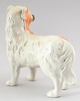 FIGUR, porslin, England, 1900-talets första hälft.