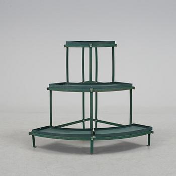 An English Smith and Hawken Plant stand, second half of the 20th century.