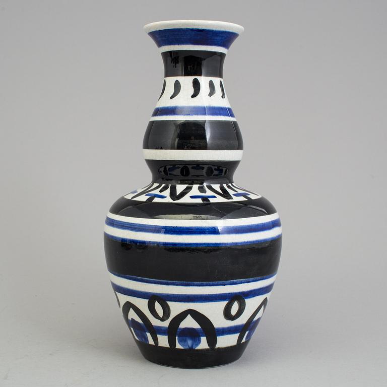 EDWARD HALD, a porcelain vase from Rörstrand, 1920's.