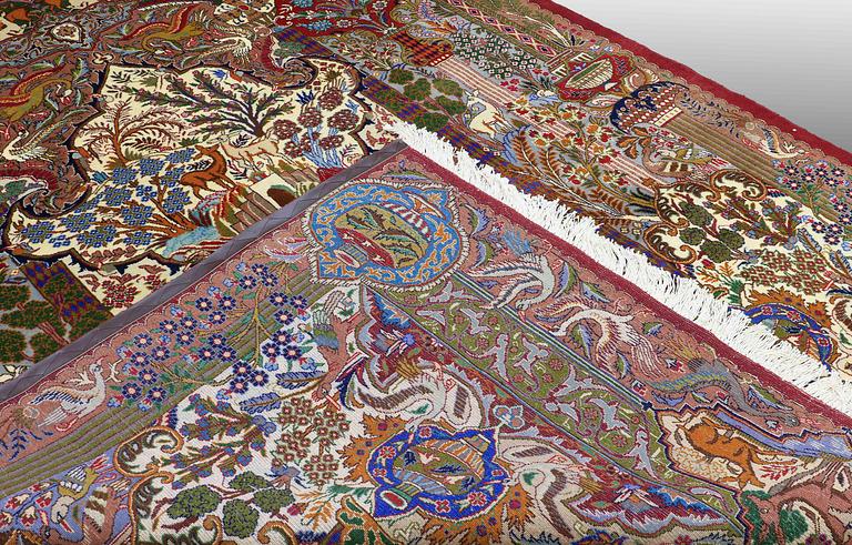 A, Figural Kashmar, ca 341 x 239 cm.
