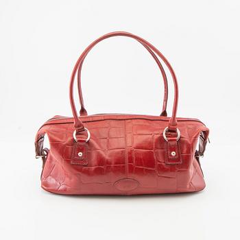 Mulberry "Baguette" bag.