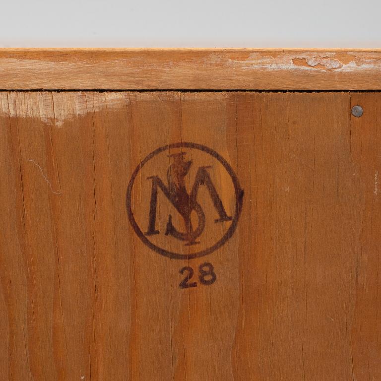 A Swedish Modern chest of drawers, Svenska Möbelfabrikerna, Bodafors, Sweden, 1940's/50's.