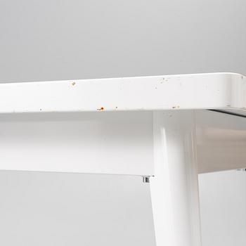 Bord, Tolix, 2000-tal.