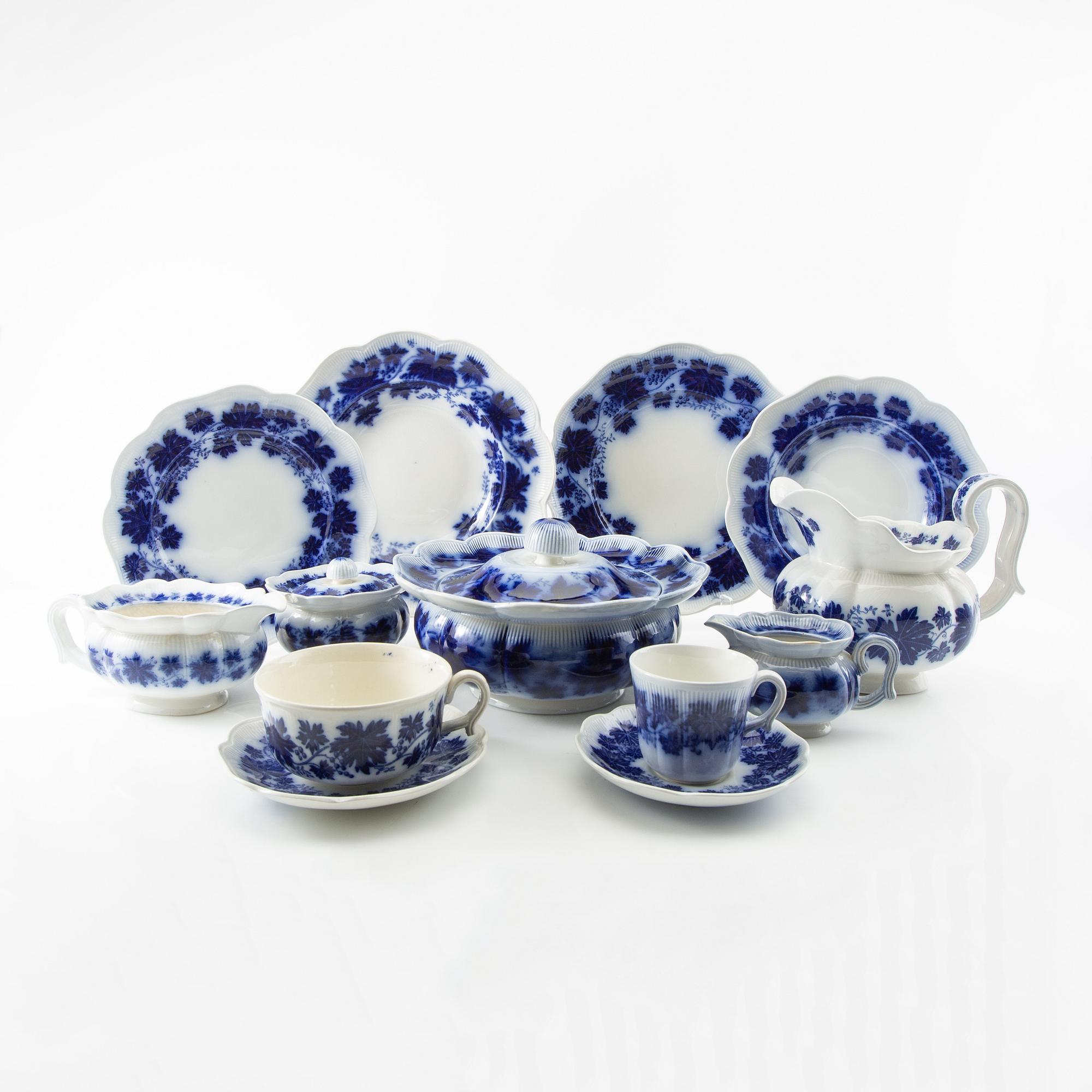 Arthur Percy, service, 68 pieces, "Grape Vine", Gefle, first half of the 20th century.