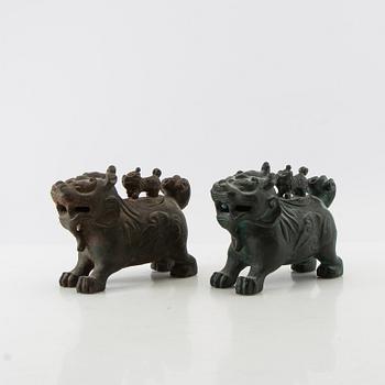 Incense burners 2 pcs in the form of Foo dogs China 20th century bronze.