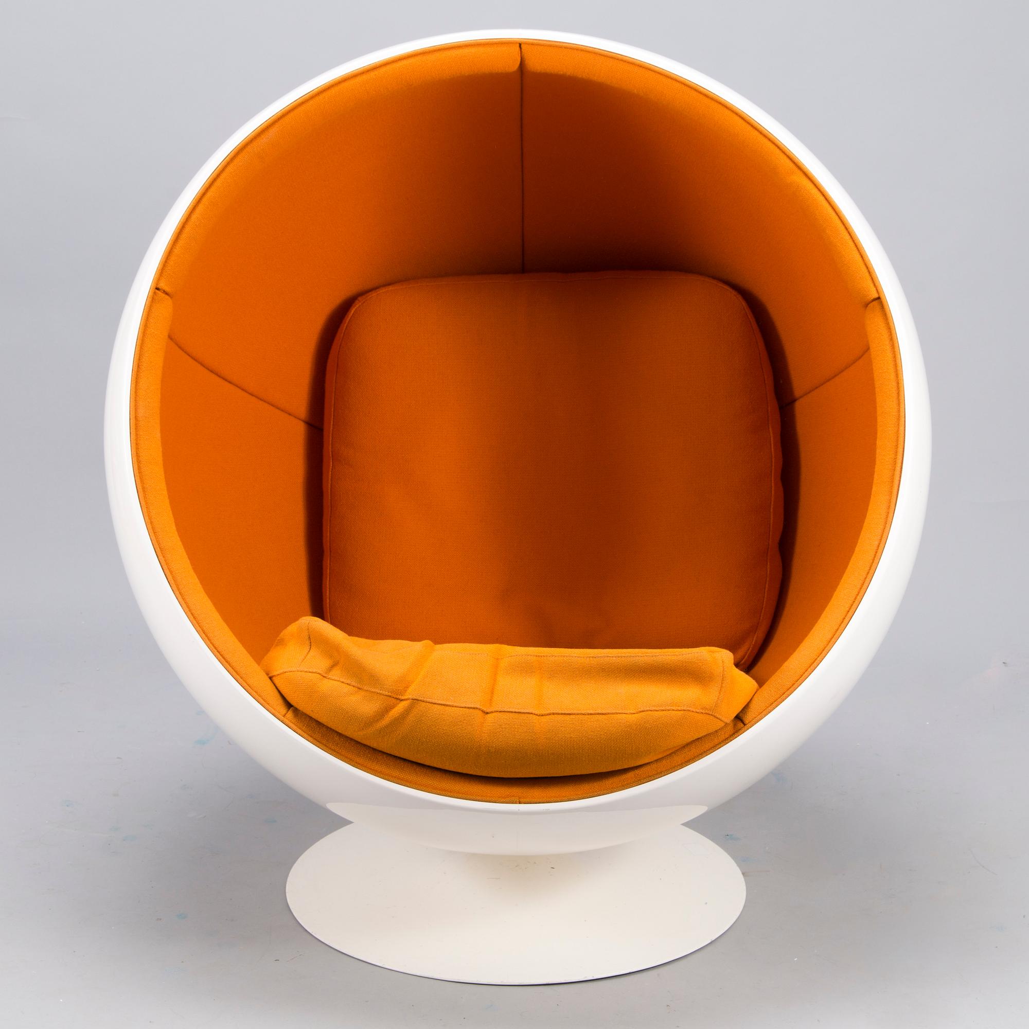 EERO AARNIO, "Pallotuoli", Adelta. Malli muotoiltu 1963.