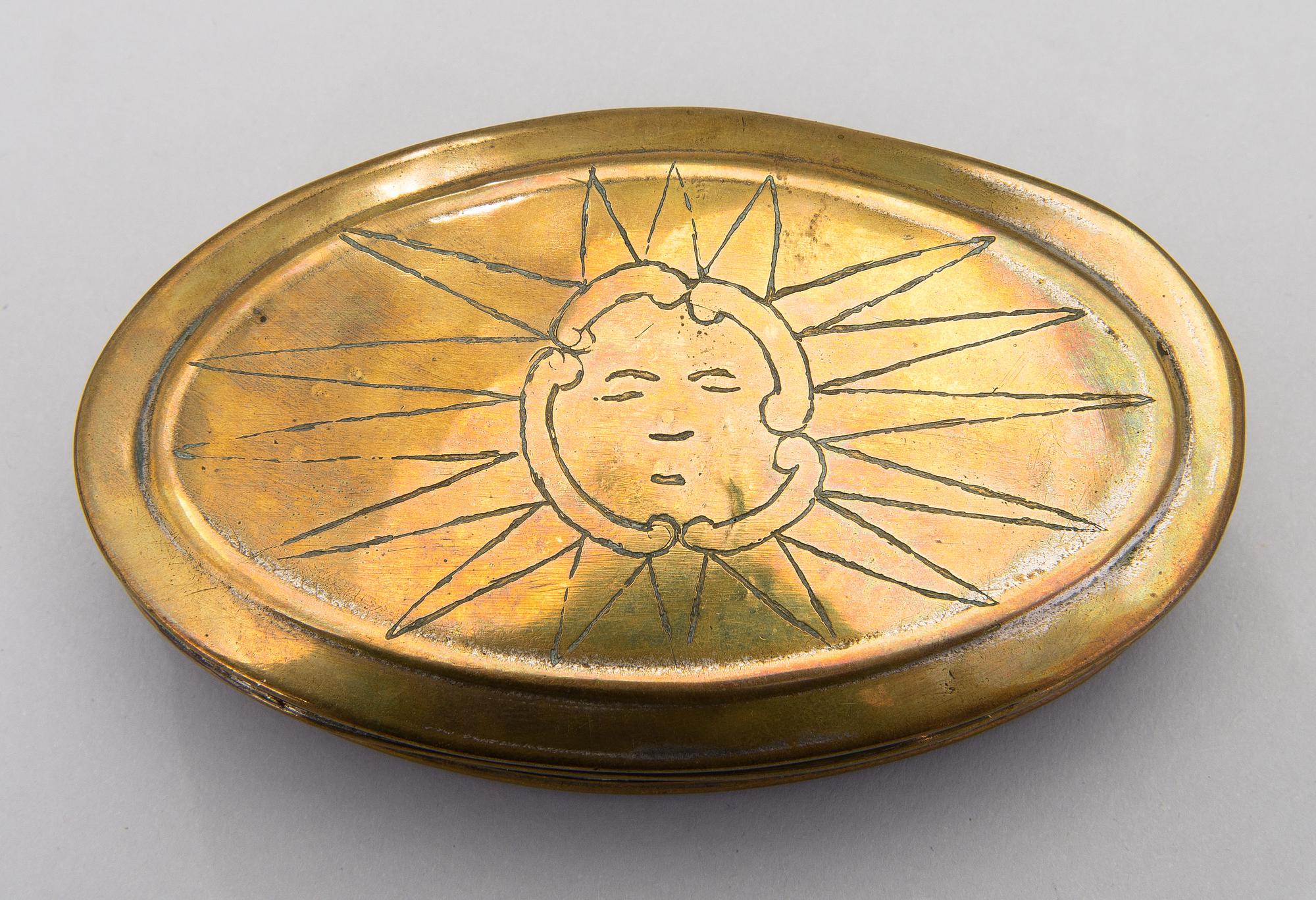 Ten 19th century snuff boxes, one from the 18th century. Sweden, Finland, Holland.