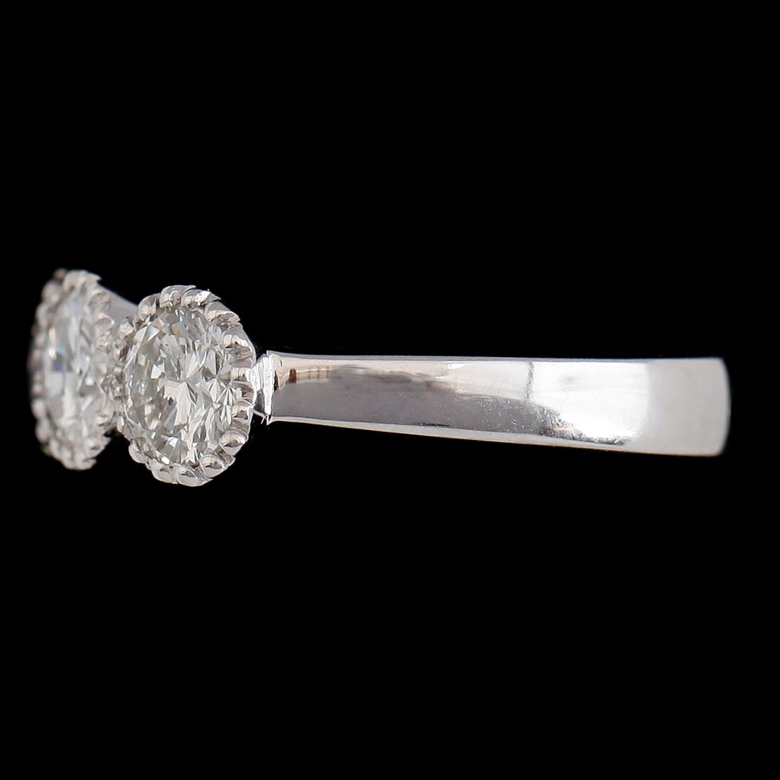 RING, 18 k vitguld, briljantslipade diamanter tot 1.54 ct. Vikt 4,3 g.