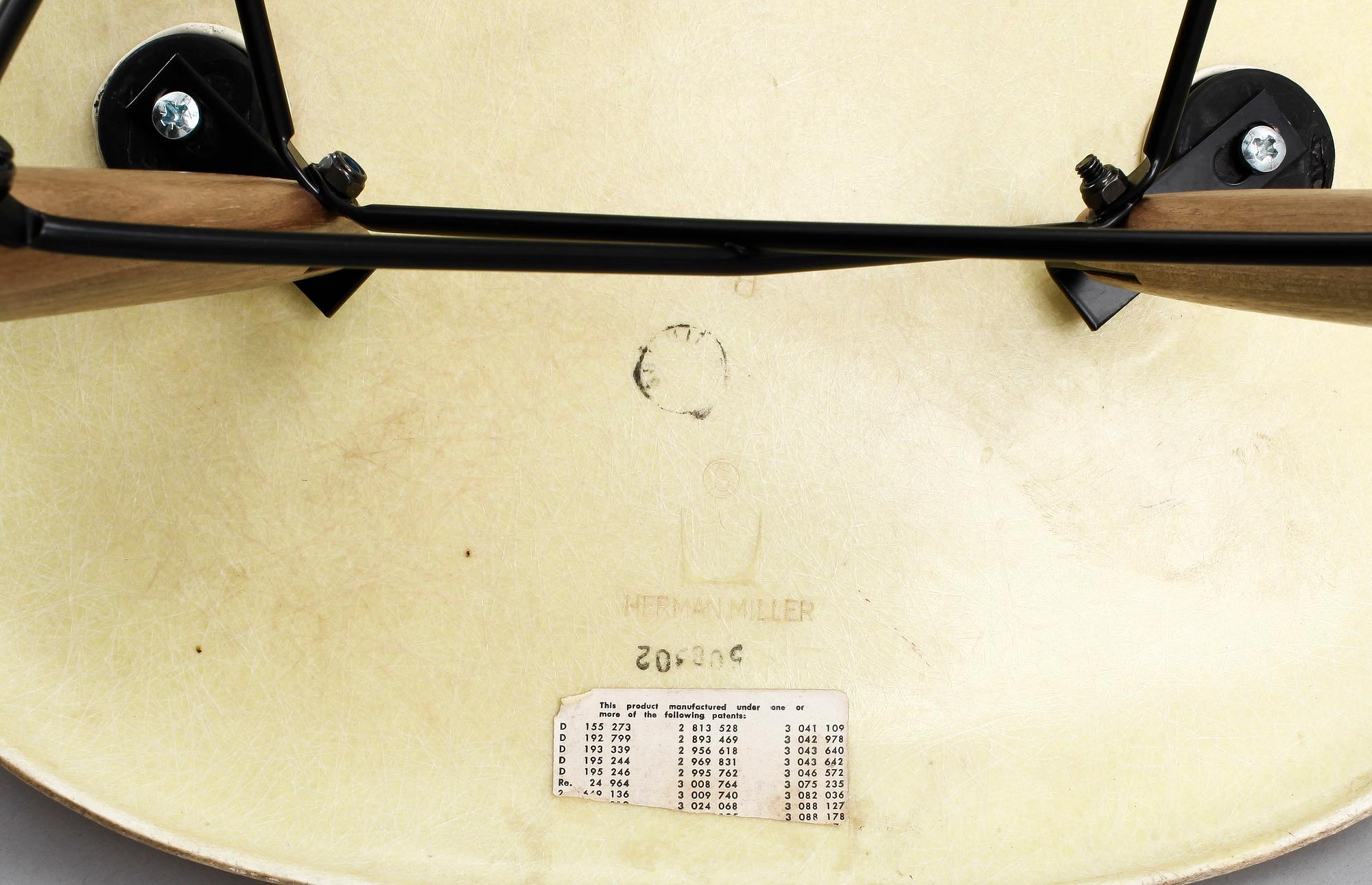 STOL, "DSW", Charles & Ray Eames, Herman Miller, USA, 1900-talets andra hälft.