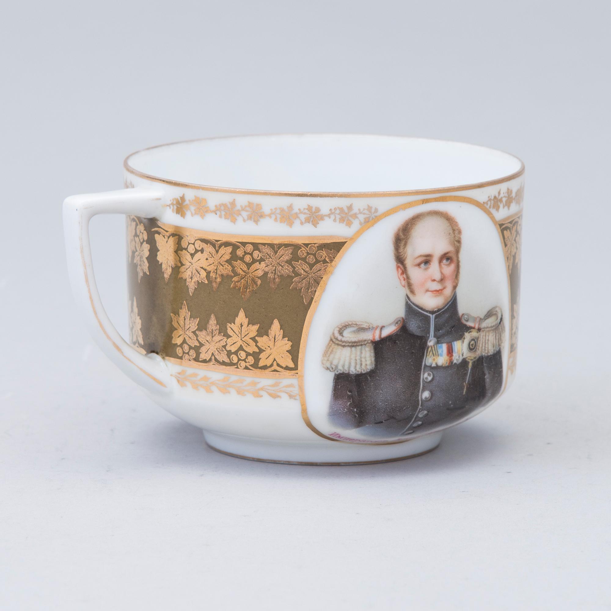 TEEKUPPI, posliinia, M.S Kuznetsov, Dmitrov tehdas 1891-1917.