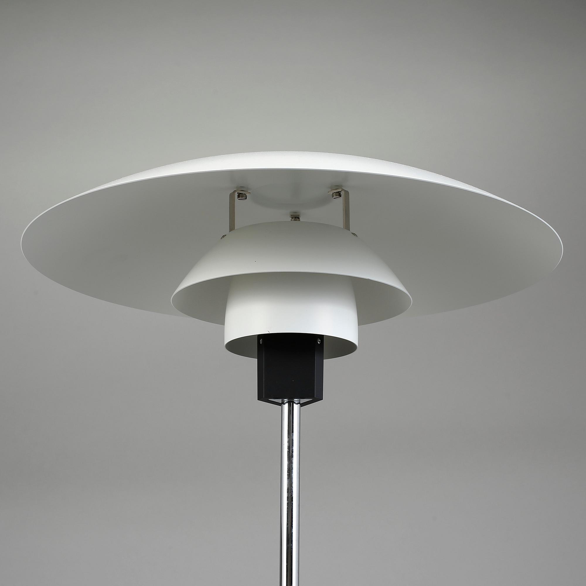 BORDSLAMPA, PH-4/3, Poul Henningsen, Louis Poulsen, Danmark.
