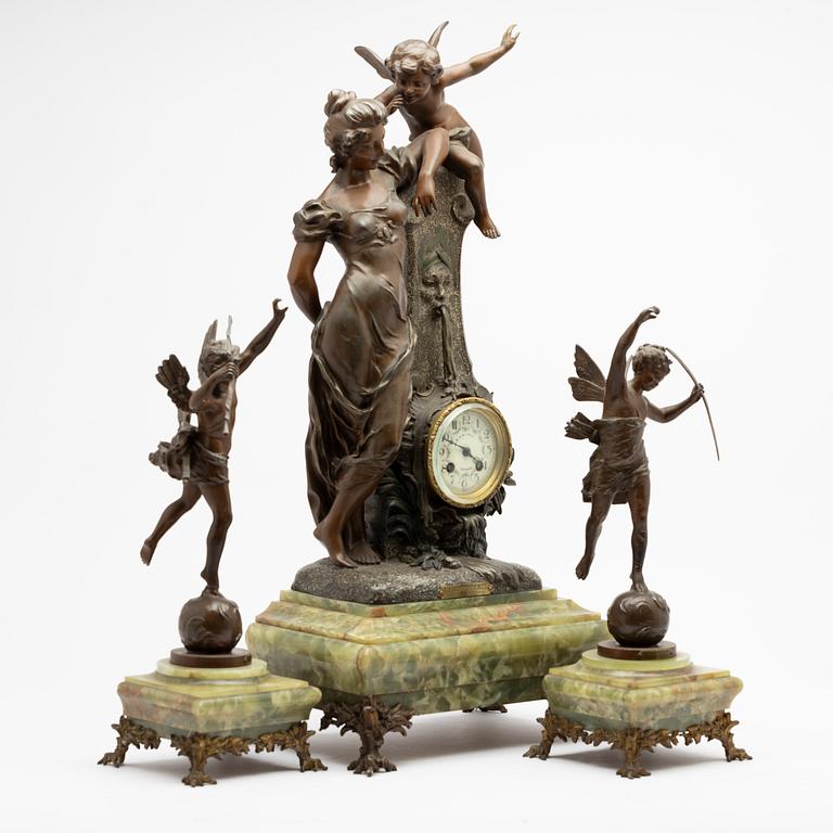 Table garniture, 3 pieces, Rotterdam, second half of the 19th century.