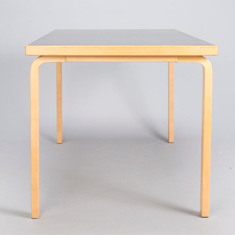 ALVAR AALTO, a late 20th century  '81A', table for Artek.