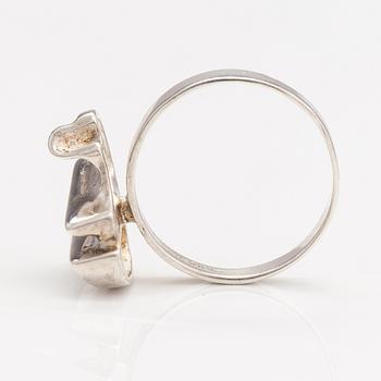 A sterling silver ring. Lapponia 1982.