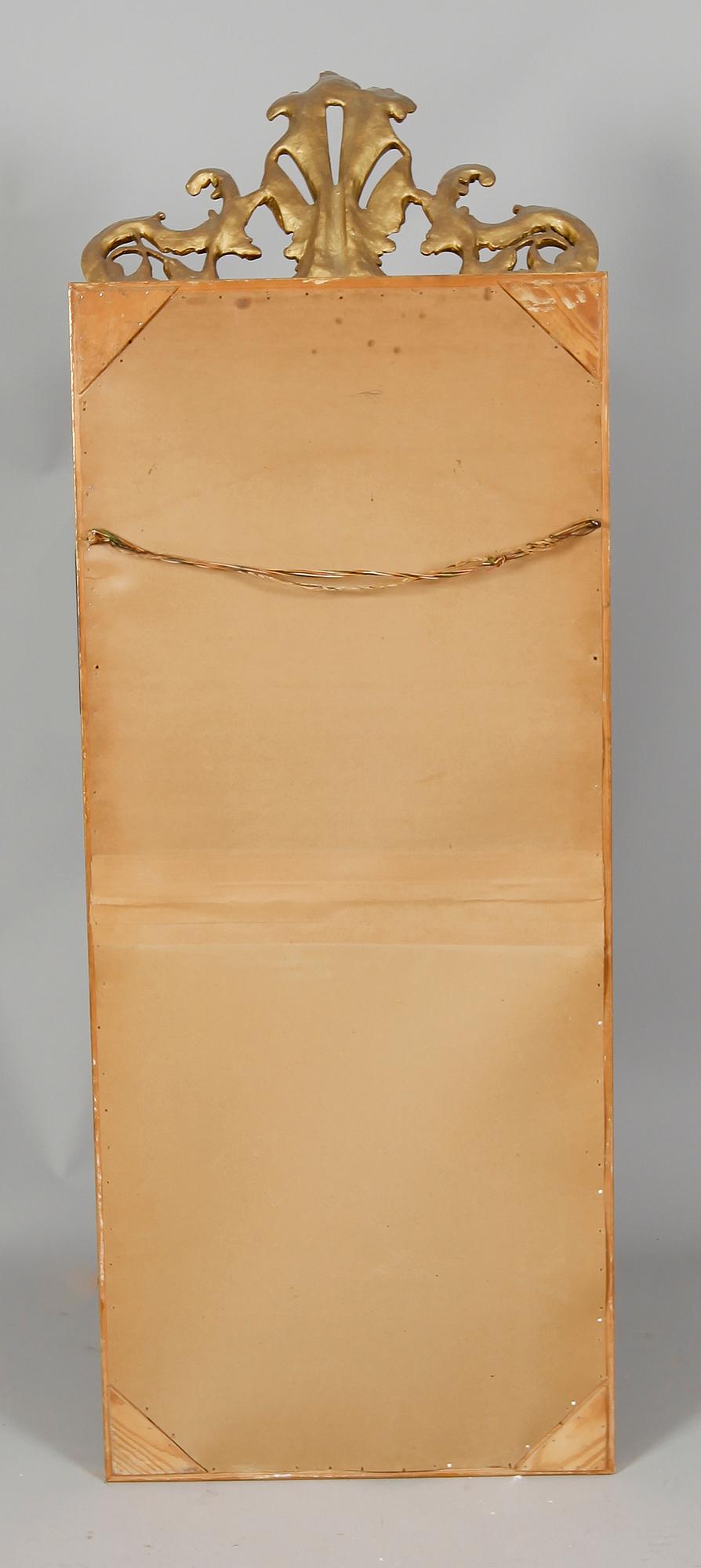 SPEGEL MED TRYMÅBORD, nyrokoko, sent 1800-tal.