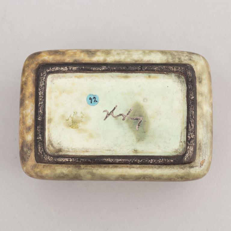 Hans Hedberg, a ceramic lidded box, Biot, France.