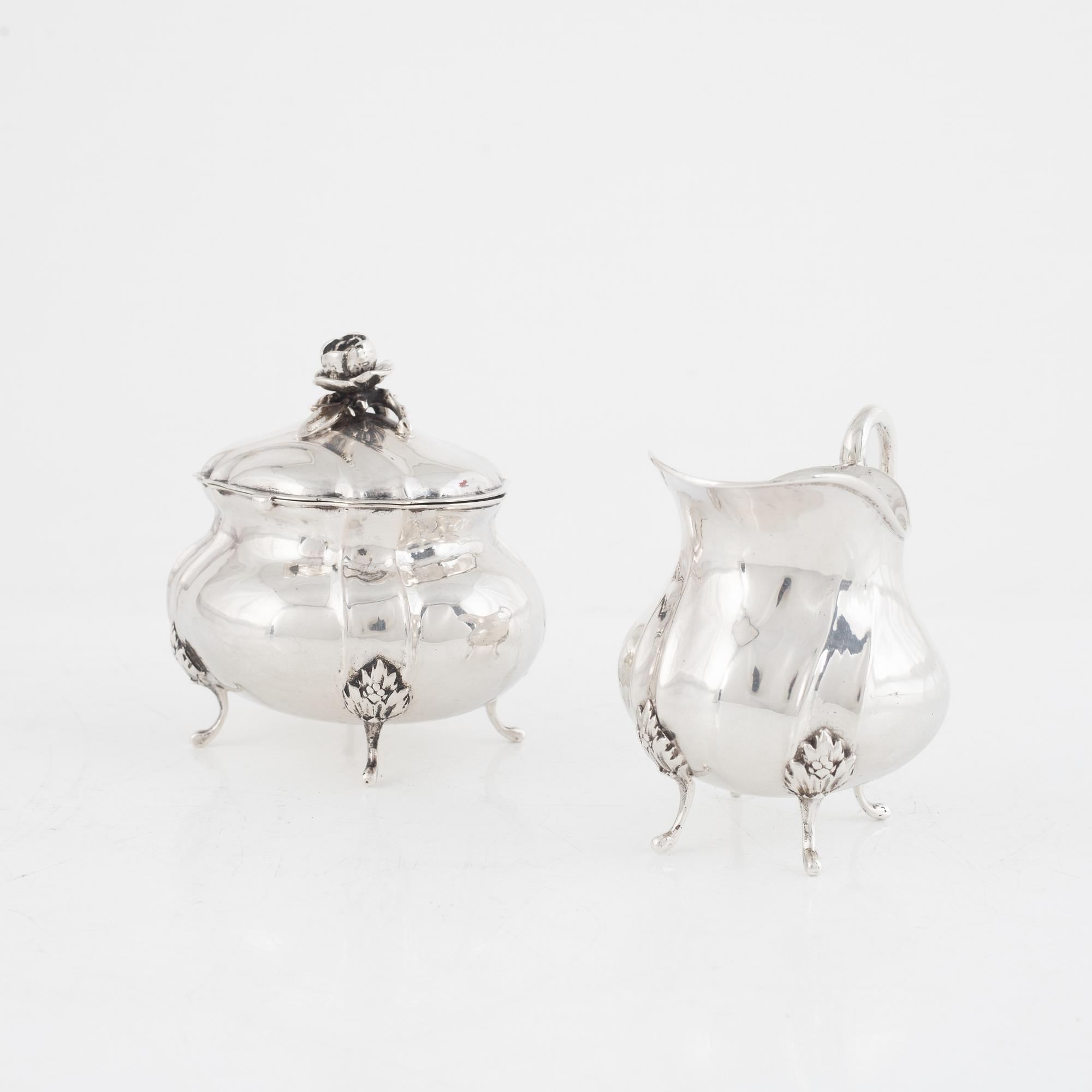 Gräddkanna och sockerskål, silver, nyrokoko, 18/1900-tal.