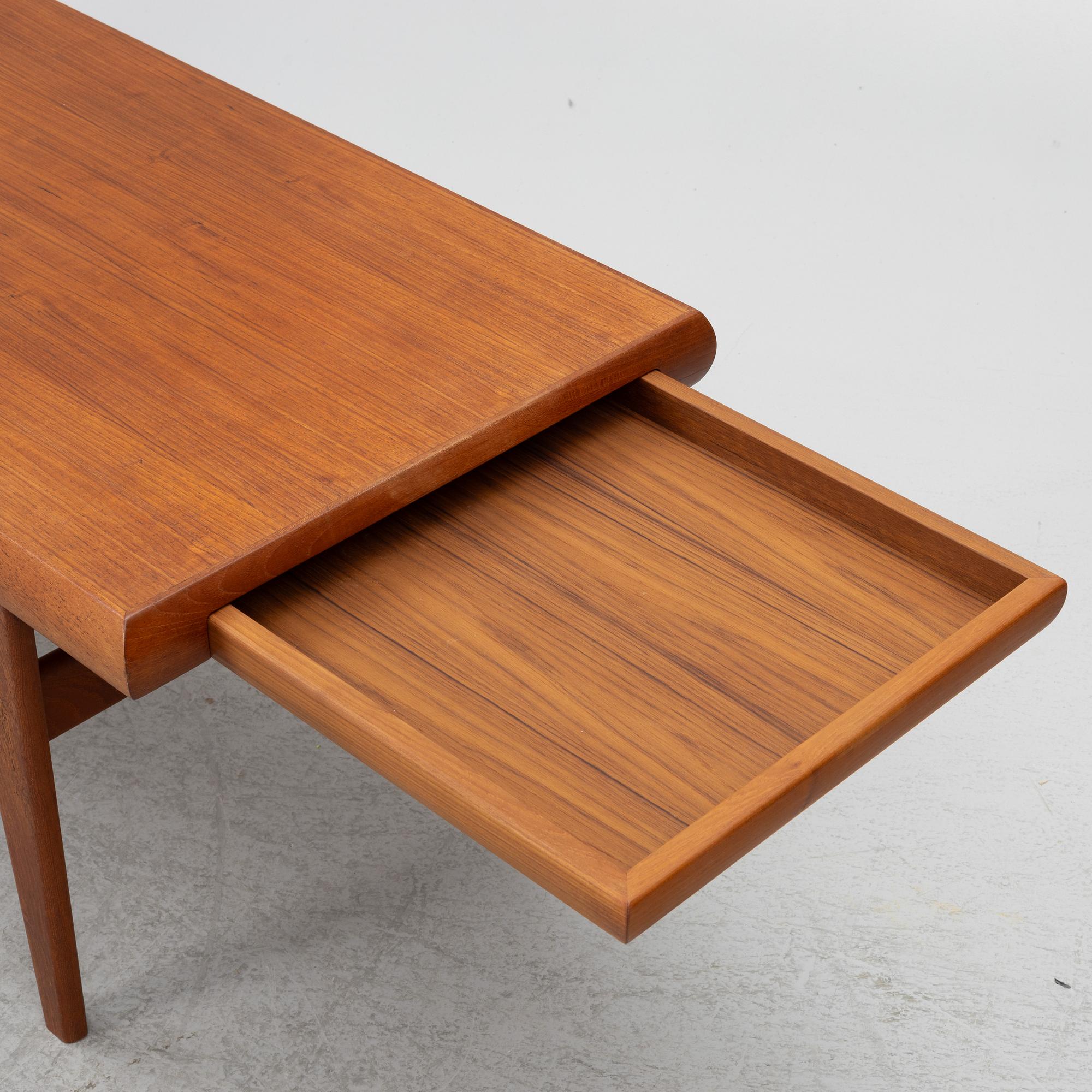 Johannes Andersen, tillskrivet, soffbord, 1900-talets mitt.