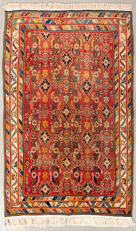 Oriental rug, old, approx. 245x155 cm.