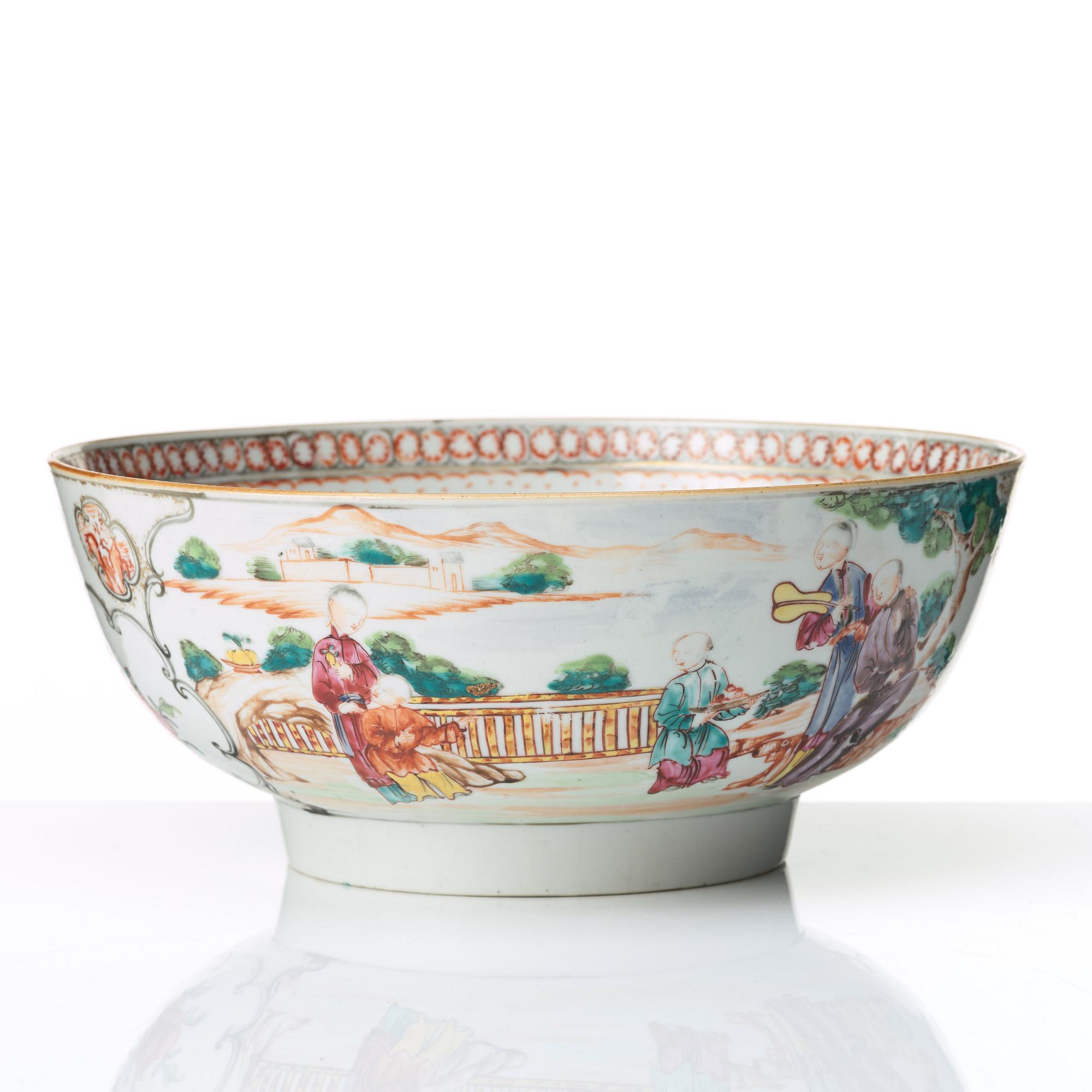 BÅLSKÅL, kompaniporslin. Qingdynastin, Qianlong (1736-95).