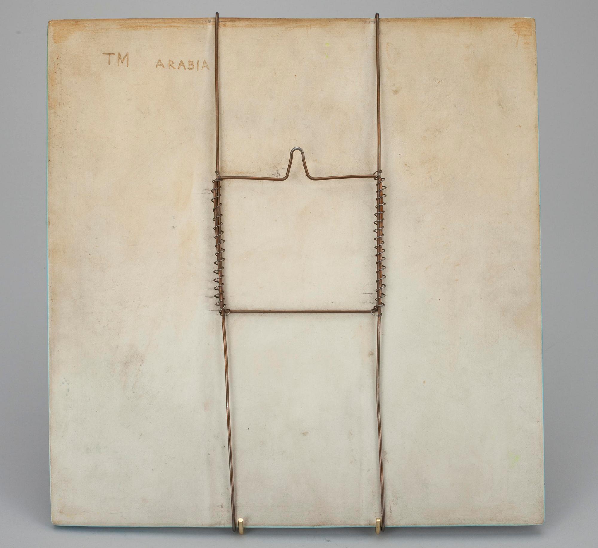 VÄGGPLAKETT, keramik, Toini Muona, signerad i godset TM Arabia.