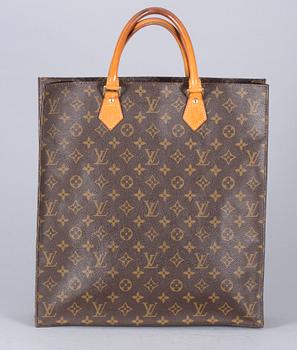 VÄSKA, "Sac Plat", Louis Vuitton.