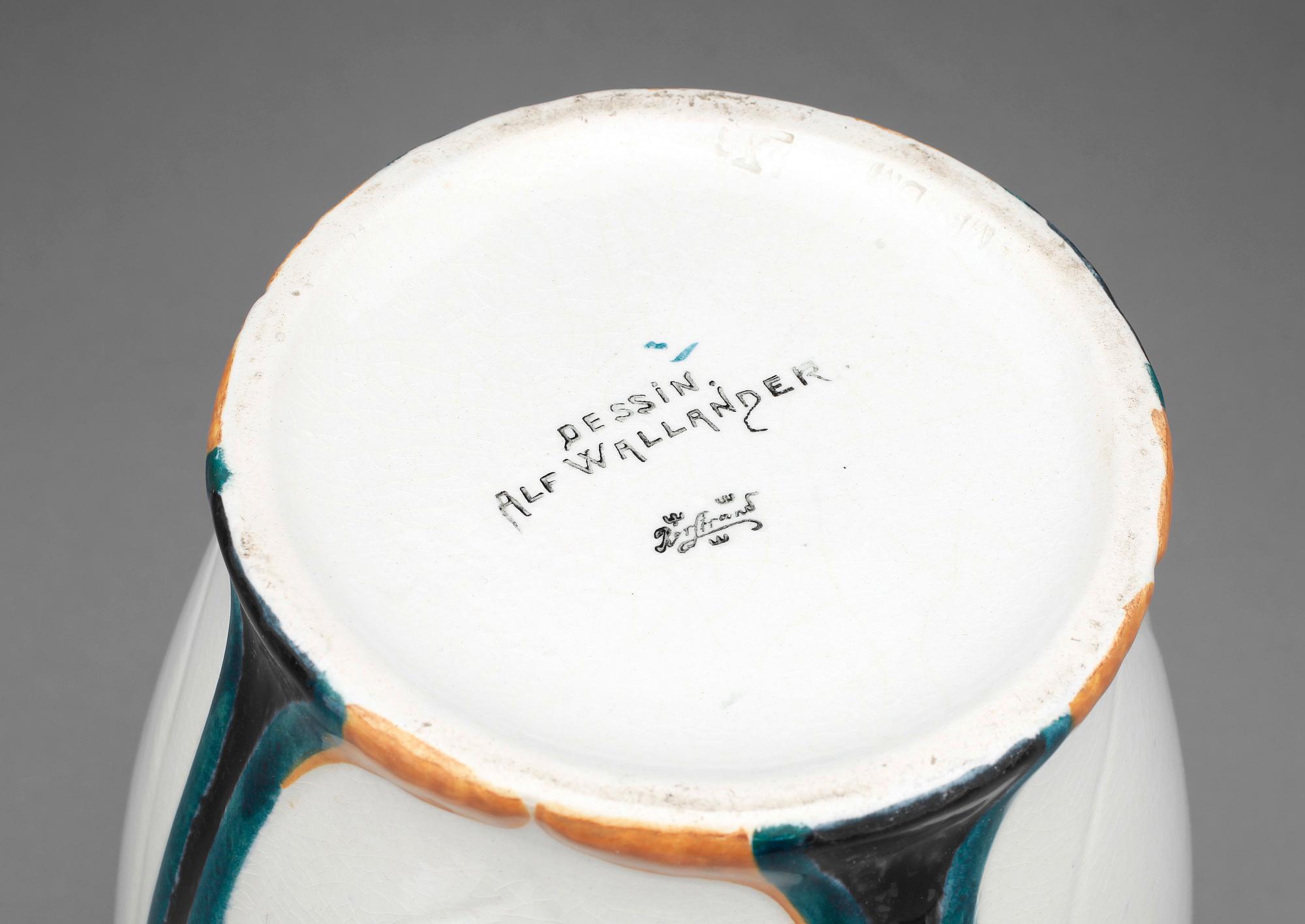 VAS, flintgods. Alf Wallander, Rörstrand. 1900-talets början.