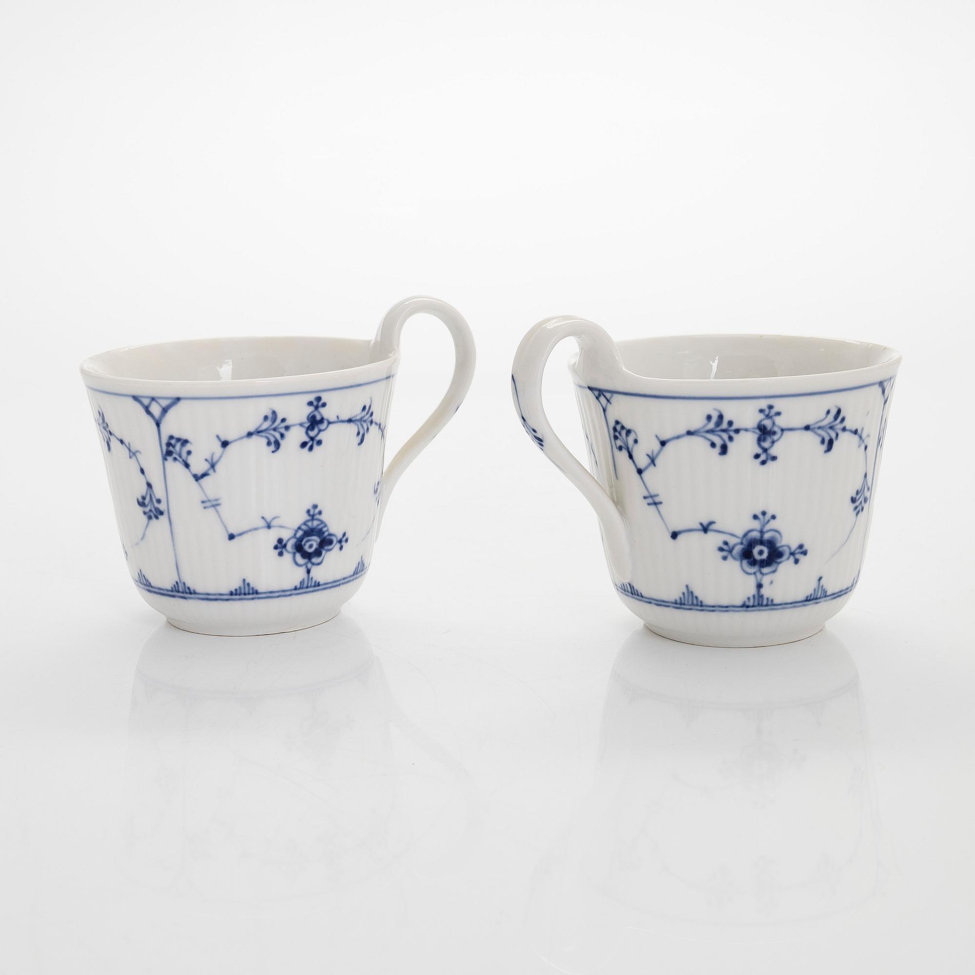 A set of six 'Musselmalet' porcelain pieces, Royal Copenhagen, Denmark.