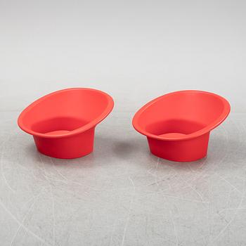 Svante Schöblom, a pair of easy chairs, Överman AB, Tranås, 1970s.