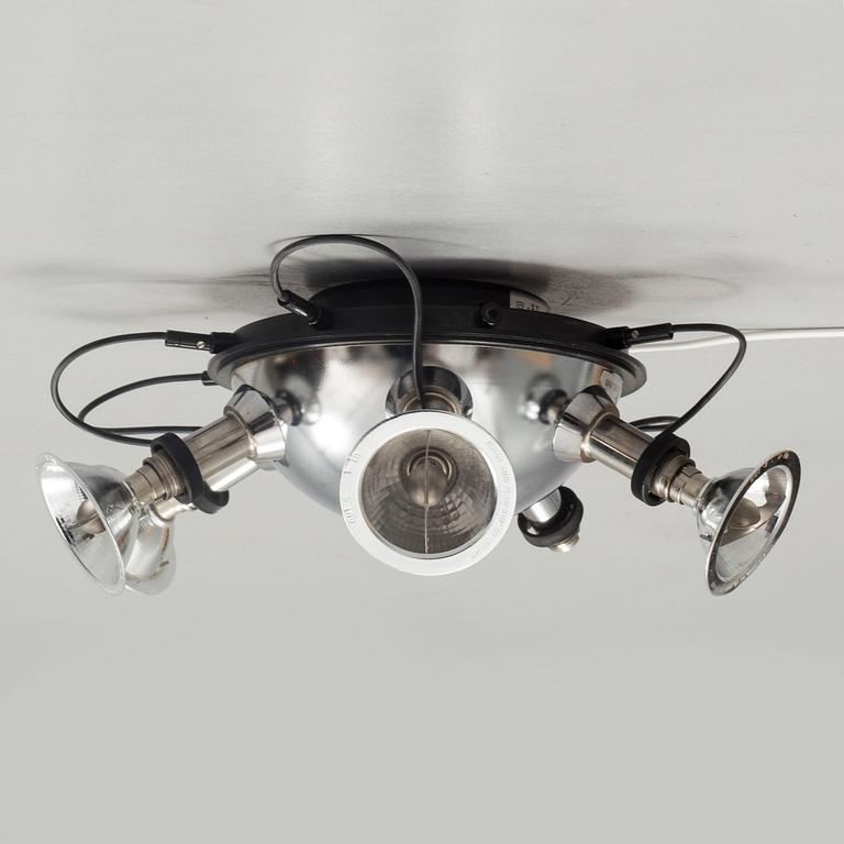 BENGT KÄLLGREN & PER SUNDSTEDT, a 'Trix Transformator ceiling light from Zero.