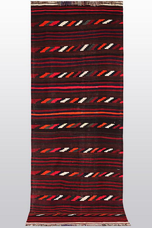 Matta, semiantik, kelim Kashghai, ca 360 x 138 cm.