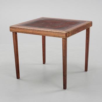 BORD, 1900-talets första hälft.